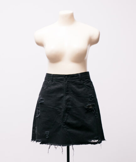 [GG] Saia jeans preta destroyed com bolsos