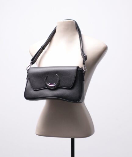 Bolsa de courino com pingente de lua